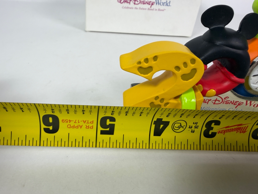 Vintage Walt Disney World Millennium Celebration 2000 Fab 4 Resin Desk Clock Figurine In Original Box 4.5'W X 3'H [Photo 5]