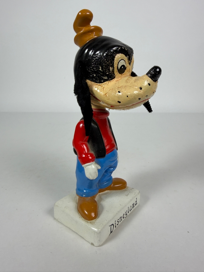 Vintage 1960's Disneyland Goofy Hand-Painted Chalkware Souvenir Bobblehead 7.5'H [Photo 2]