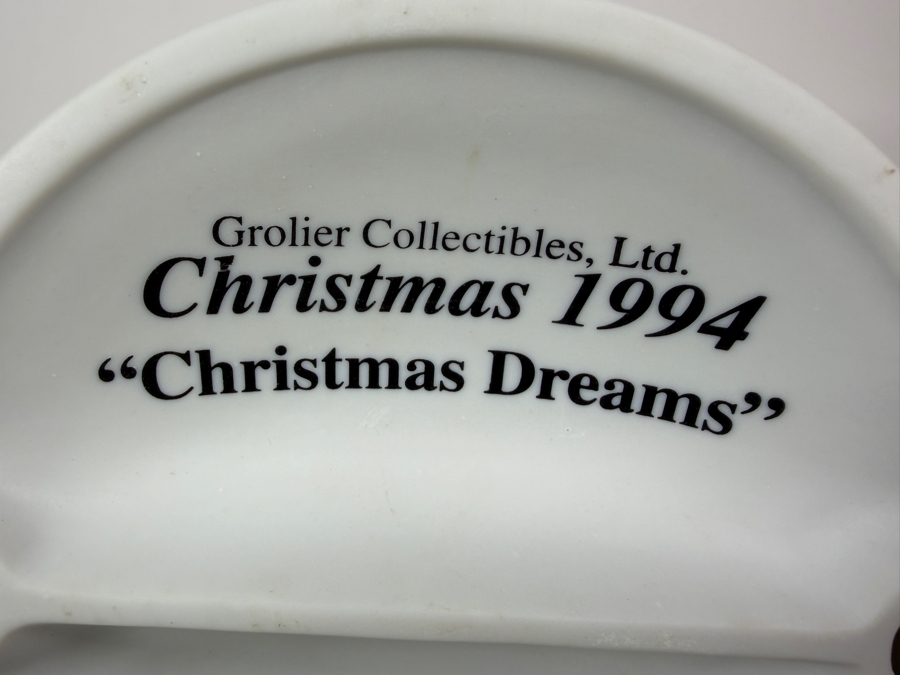 Vintage Disney Grolier Limited Edition 6,455/25,000 Worldwide 1994 Christmas Snow White, Happy, And Dopey Porcelain Figurine 6'H [Photo 7]