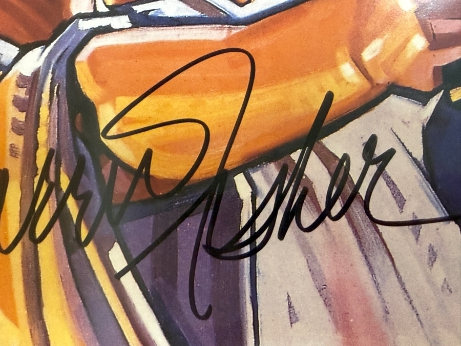 Vintage 1977 Star Wars Style D Rare Signed Poster By Carrie Fisher, George Lucas, Mark Hamill, Harrison Ford, Kenny Baker, Peter Mayhew, David Prowse, James Earl Jones, Rick Baker, Anthony Daniels And Phil Brown Framed 28.5 X 42.5 [Photo 6]