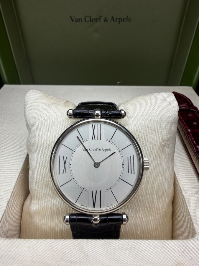 Van Cleef & Arpels 18k Gold Men's Watch With Original Box And Extra Leather Watch Band No. 145597 302032 43.6g Retails $11,000 [Photo 2]