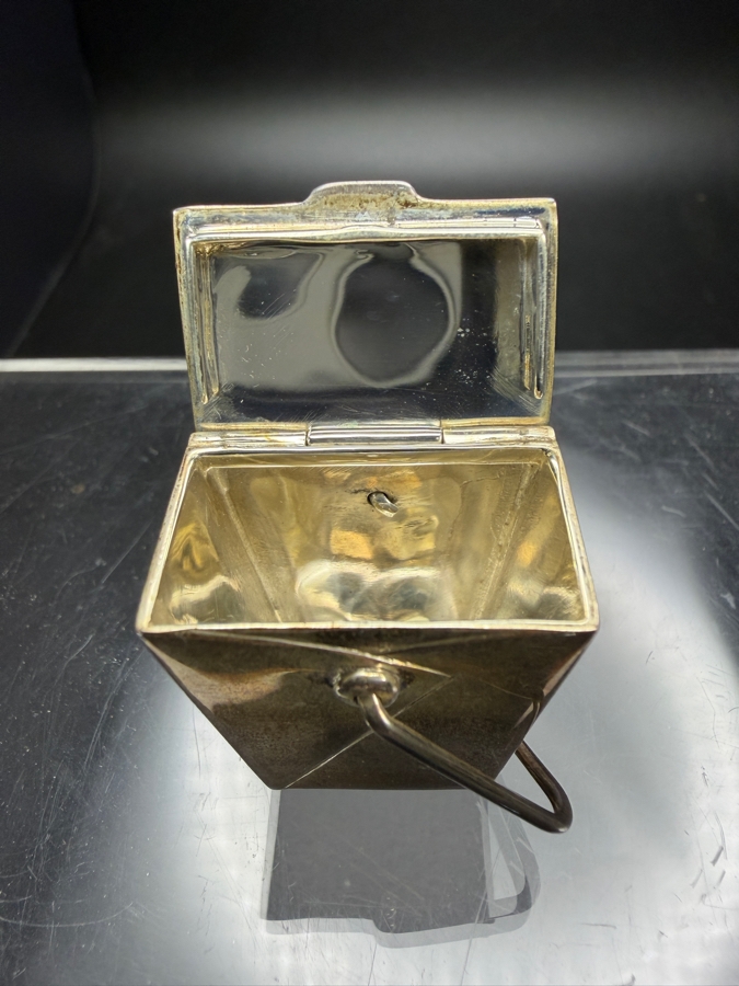 Tiffany & Co. Sterling Silver Chinese Take-Out Pill Box 1 7/8'H 32.8g [Photo 4]