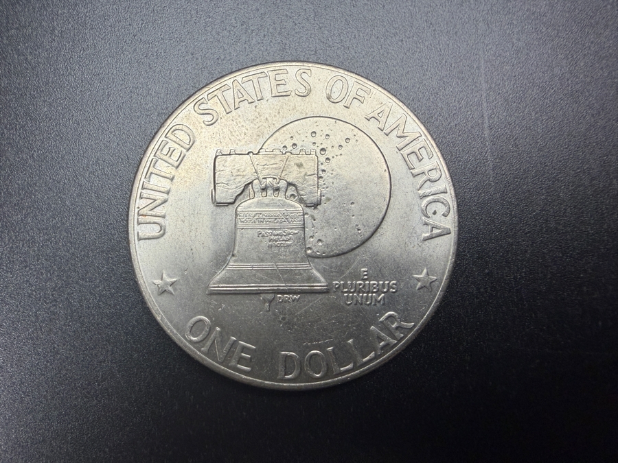 1776-1976 United States Bicentennial Eisenhower Dollar [Photo 2]