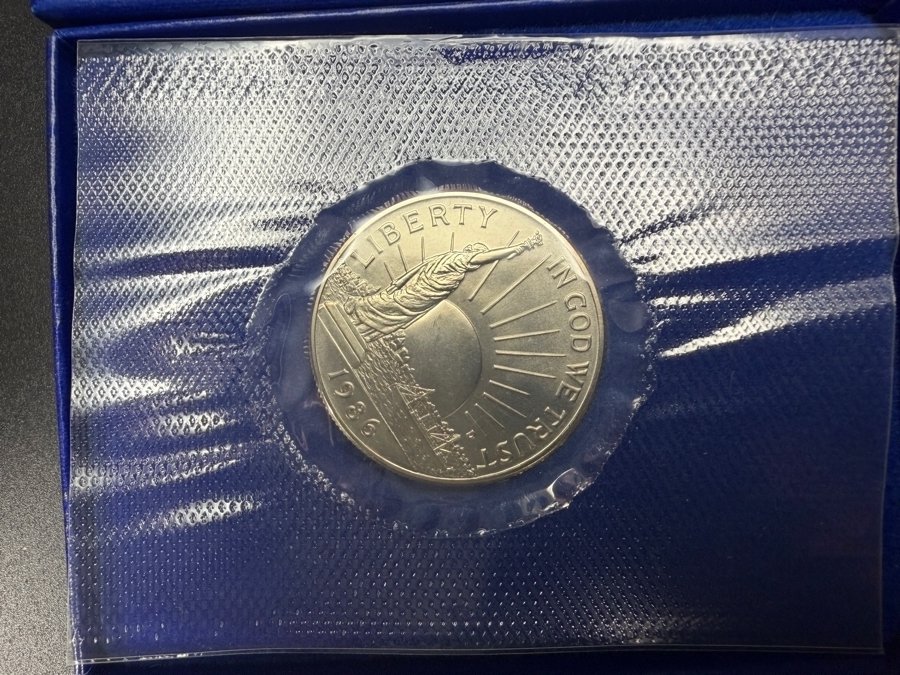 1986 Proof Liberty Half Dollar [Photo 2]