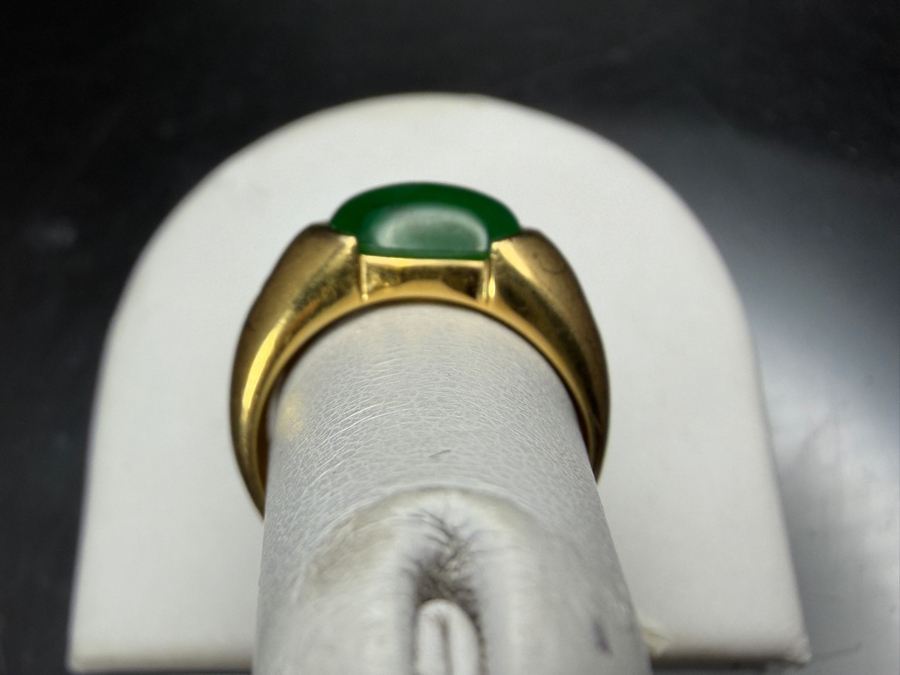 18k Gold Men's Green Jade Ring Accented With (2) .01 Diamonds Est. .02cttw Size 7 5.9g Retails $3,800 [Photo 7]