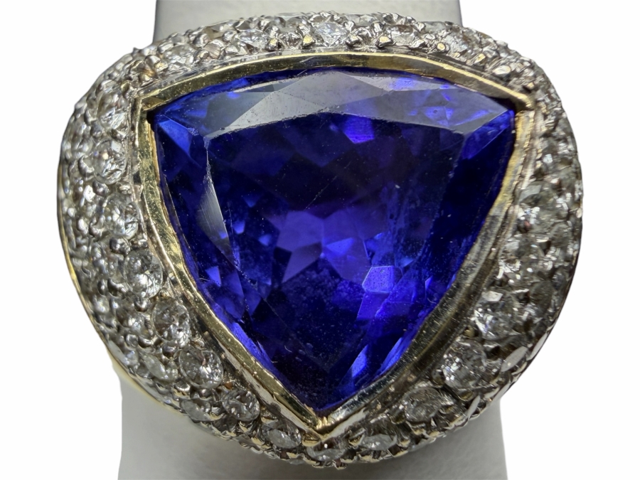 Stunning Large 14k Gold Men's Ring With 12.5mm X 12.5mm Trillion Tanzanite Est. 7ct And Accented With (80) 1.5-1.8mm Round Brilliant Diamonds Est. 1.60cttw Size 11 31.2g Retails $29,400