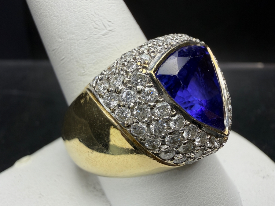 Stunning Large 14k Gold Men's Ring With 12.5mm X 12.5mm Trillion Tanzanite Est. 7ct And Accented With (80) 1.5-1.8mm Round Brilliant Diamonds Est. 1.60cttw Size 11 31.2g Retails $29,400 [Photo 6]