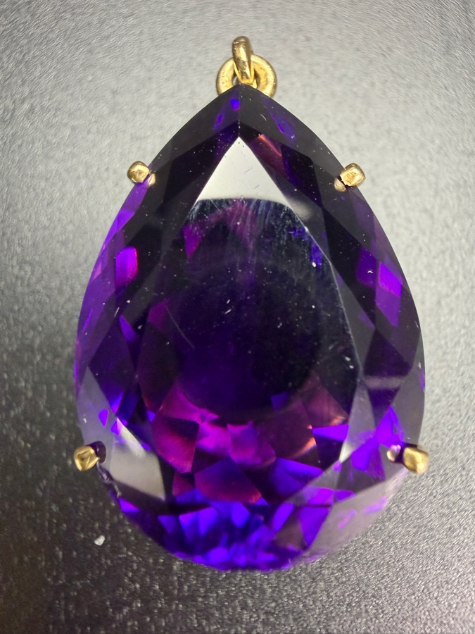 Large 14k Gold 28 X 20 Pear Shape Amethyst Est. 30-35ct 13.1g 1 3/8'L Retails $3,000 [Photo 4]