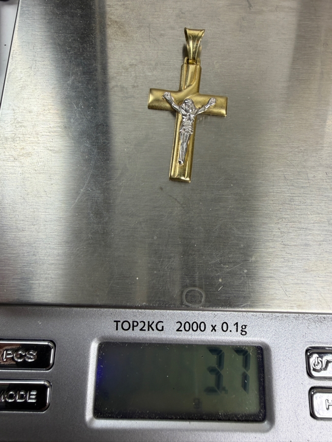 14k Gold Italian Crucifix Cross Pendant 3.7g $325 Gold Melt Value [Photo 4]