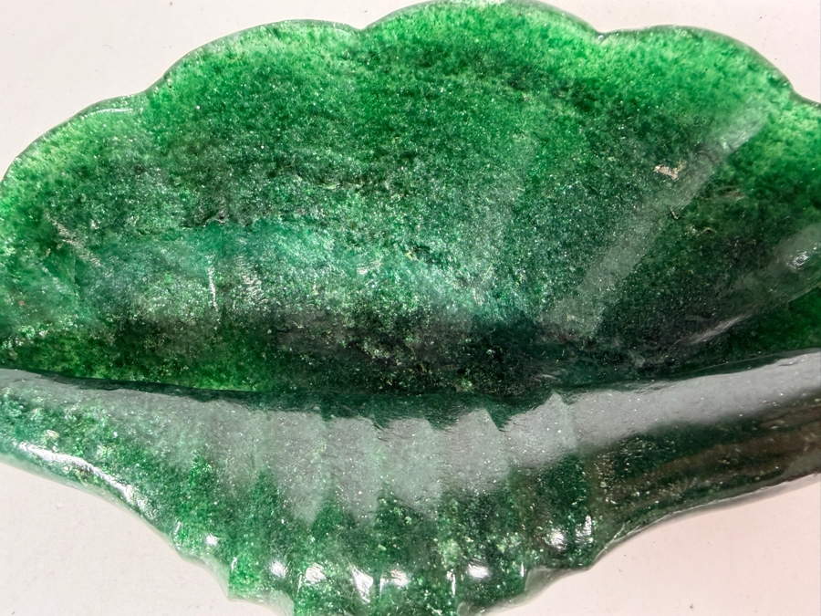 Hand Carved Aventurine Shell Trinket Dish Cased In A Purple Velvet Box 6W X 3D X 2H [Photo 3]