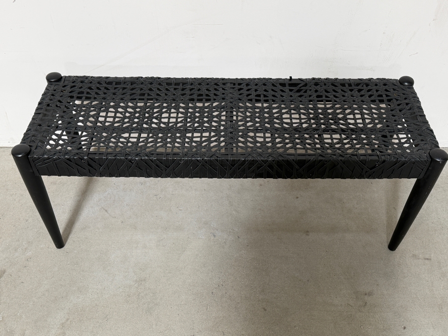 Safavieh Black Bandelier Leather Weave Bench (One Strap Needs Repair) 48W X 16D X 18H [Photo 3]