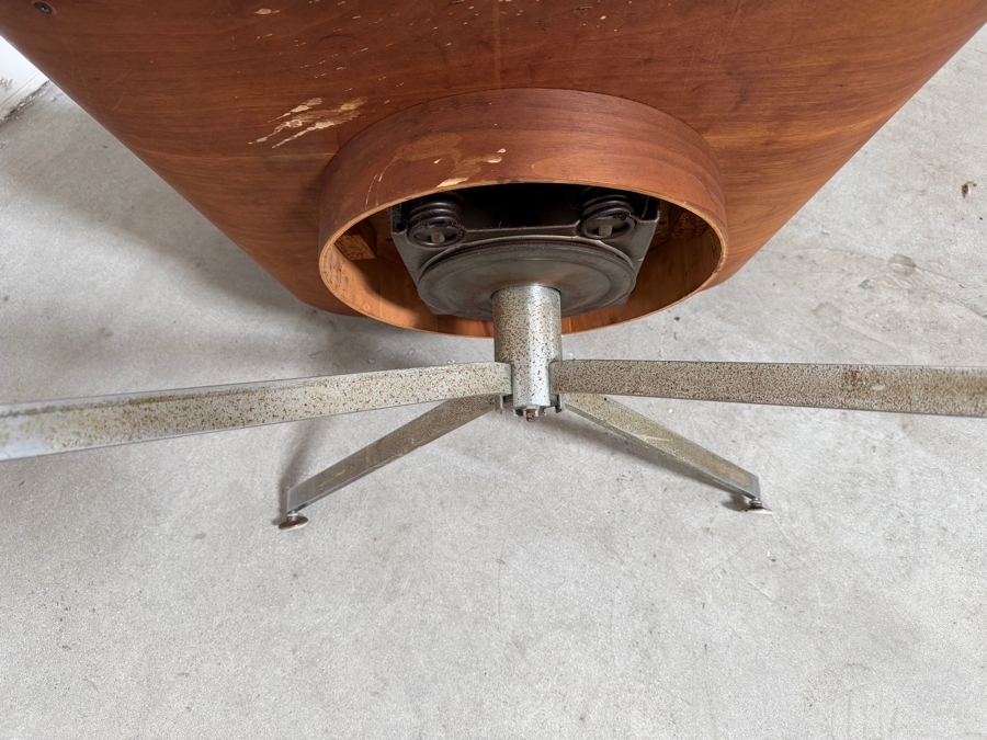 Vintage Mid-Century Modern George Mulhauser Mr. Chair Lounge Chair And Ottoman For Plycraft In Black Leatherette (See Photos For Several Small Tears) [Photo 13]