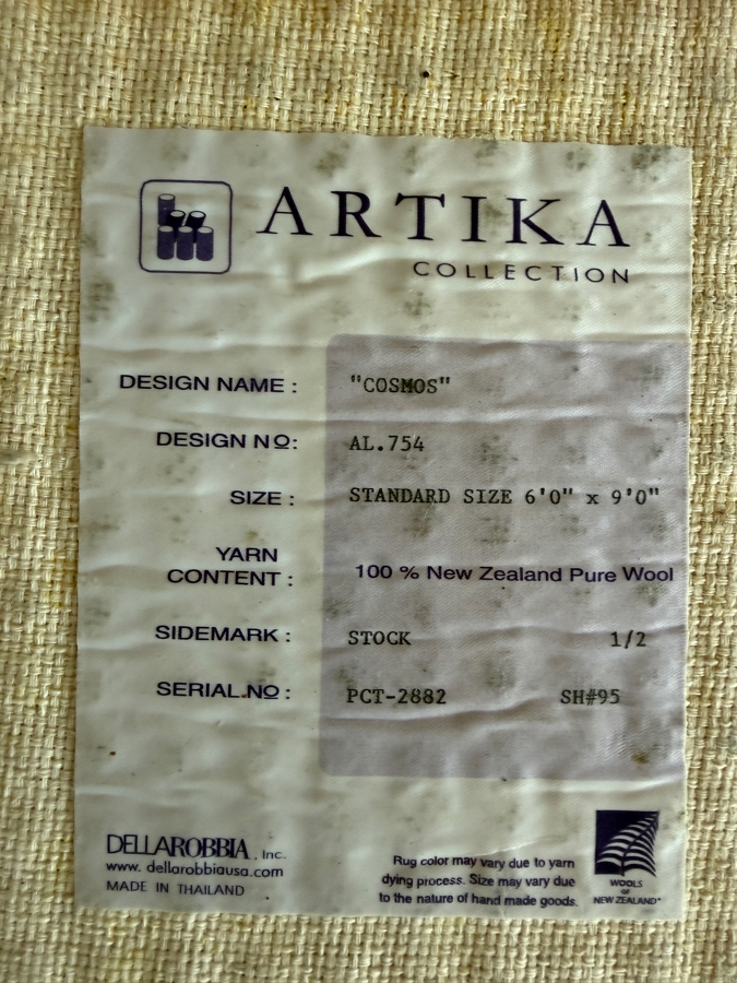 Just Added - DellaRobbia 'Cosmos' 100% New Zealand Pure Wool Area Rug 9' X 6' [Photo 6]