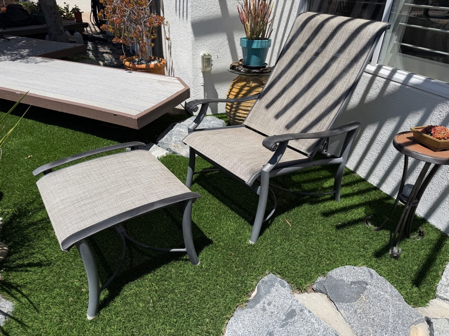 Just Added - Tropitone Furniture Adjustable Outdoor Chair With Ottoman [Photo 3]