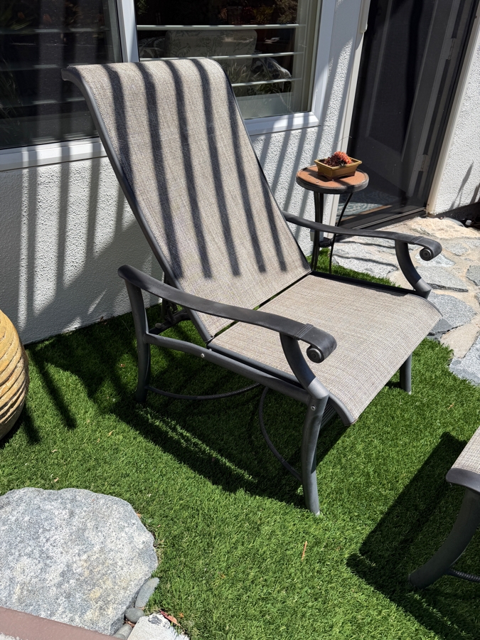 Just Added - Tropitone Furniture Adjustable Outdoor Chair With Ottoman [Photo 2]