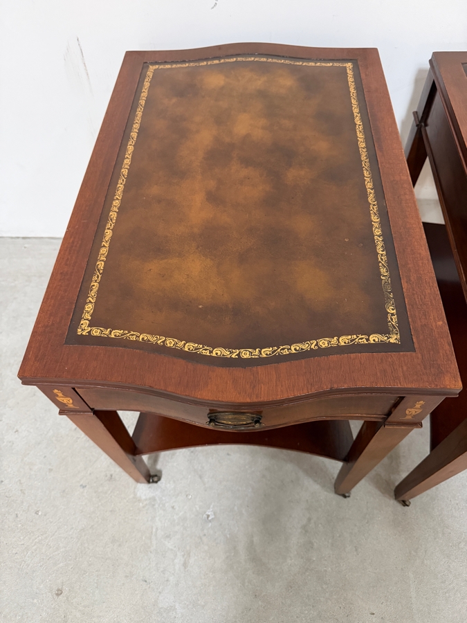 Just Added - Vintage Pair Of Regency Mahogany & Leather Top Side Tables 18W X 27D X 24H [Photo 4]