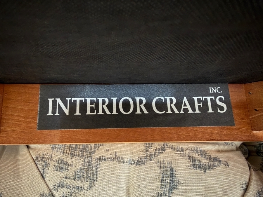 Just Added - Pair Of Wooden Bar Stools By Interior Crafts Inc 30'H Seat Height [Photo 6]