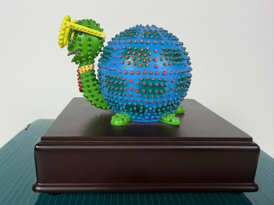Just Added - Walt Disney Classics Collection Twinkling Turtle From Disneyland's Main Street Electrical Parade With Original Box And COA 5W X 4D X 4H [Photo 5]