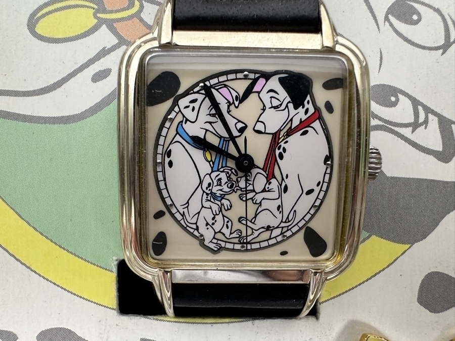 Disney 101 Dalmatians Limited Edition Of 5,000 Lunch Box Series Watch And Pin Set With Certificate Of Authenticity [Photo 3]