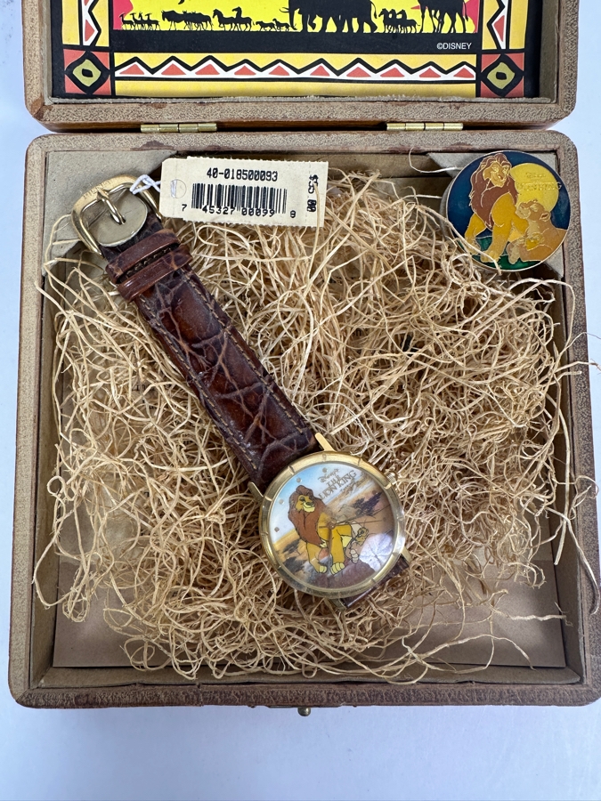 Disney’s The Lion King 1994 Commemorative Limited Edition Of 5,000 Watch And Pin Set In Original Wooden Box [Photo 2]