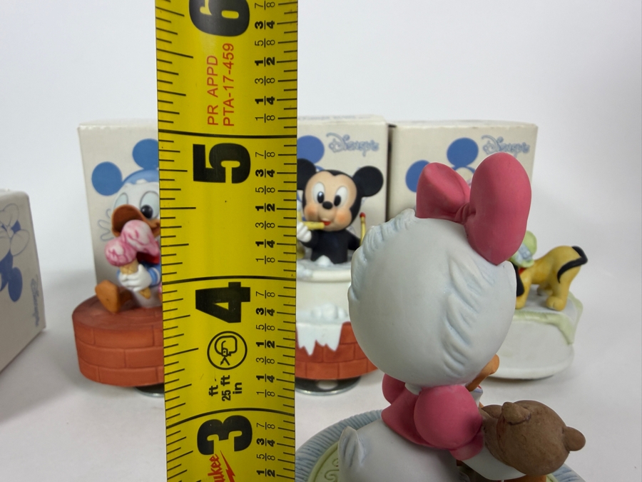 Just Added - (4) Goebel Disney's New Arrivals Musical Porcelain Figurines With Original Boxes 5'H [Photo 8]