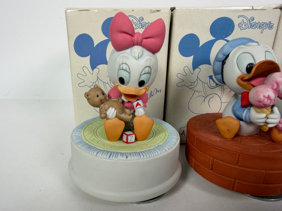 Just Added - (4) Goebel Disney's New Arrivals Musical Porcelain Figurines With Original Boxes 5'H [Photo 4]