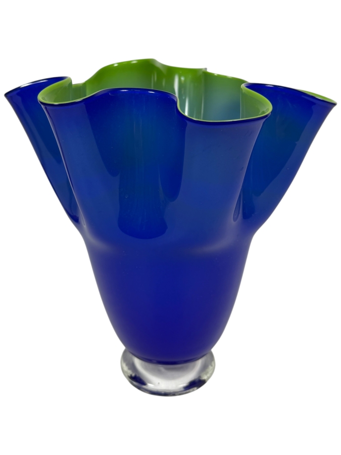 Just Added - Gorgeous Designs Art Glass Handkerchief Vase 10'H