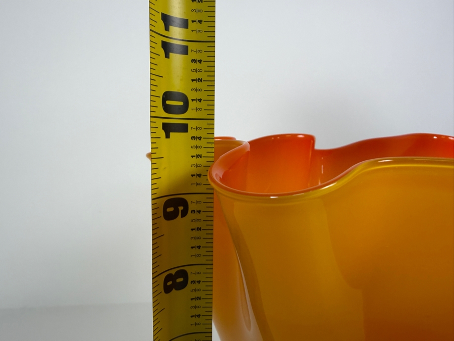 Just Added - Gorgeous Designs Art Glass Handkerchief Vase 9.5'H [Photo 6]