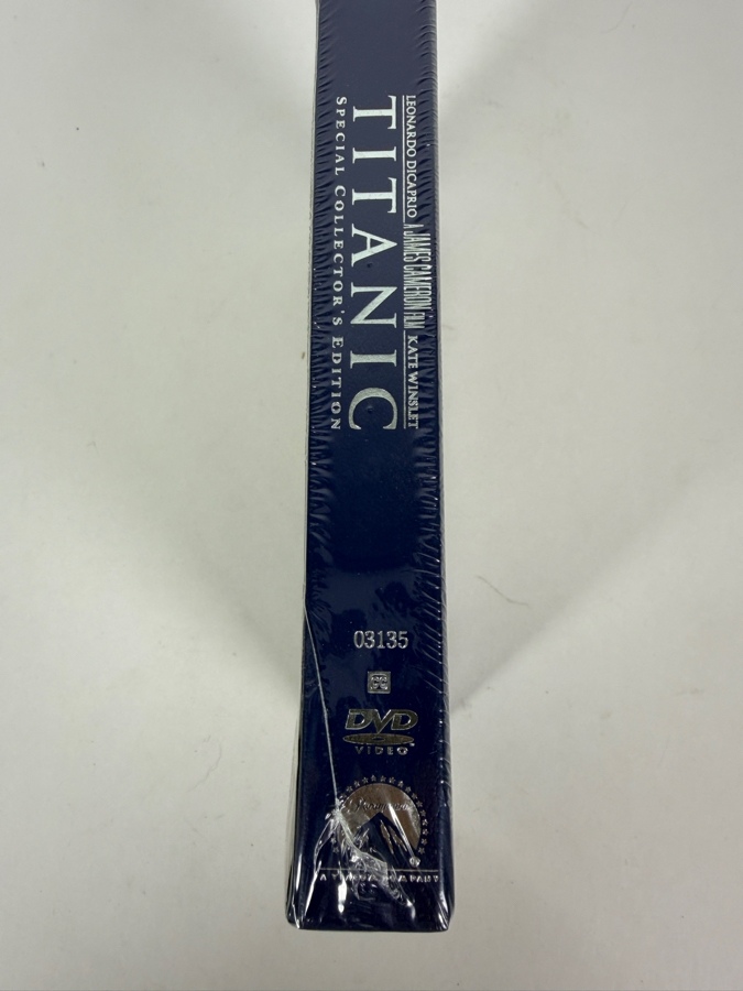 Just Added - Factory Sealed Special Collector's Edition Titanic DVD Movie [Photo 4]