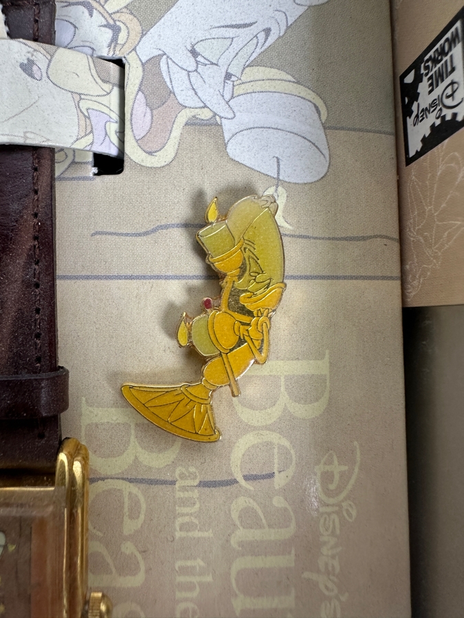 Disney Beauty And The Beast Limited Edition Lunch Box Series Watch And Pin Set [Photo 3]
