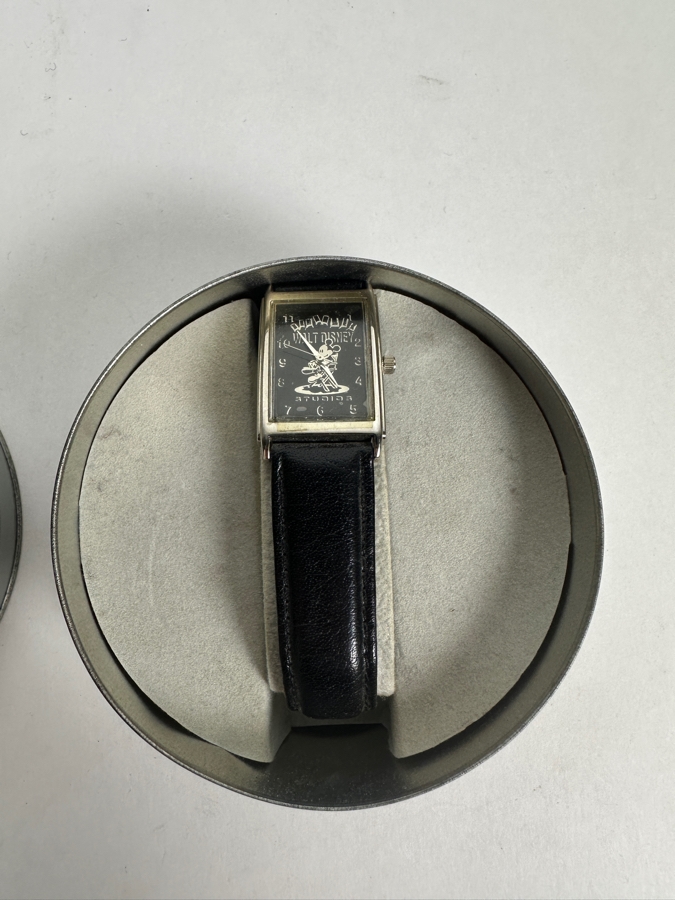 Disney Walt Disney Studios Director Mickey Mouse Limited Edition Fossil Tank Watch With Collector Tin
 [Photo 2]