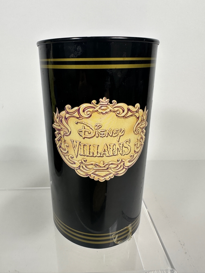 Disney Villains Cruella De Vil Limited Edition Fossil Watch With Figural Stand And Collector Tin [Photo 4]