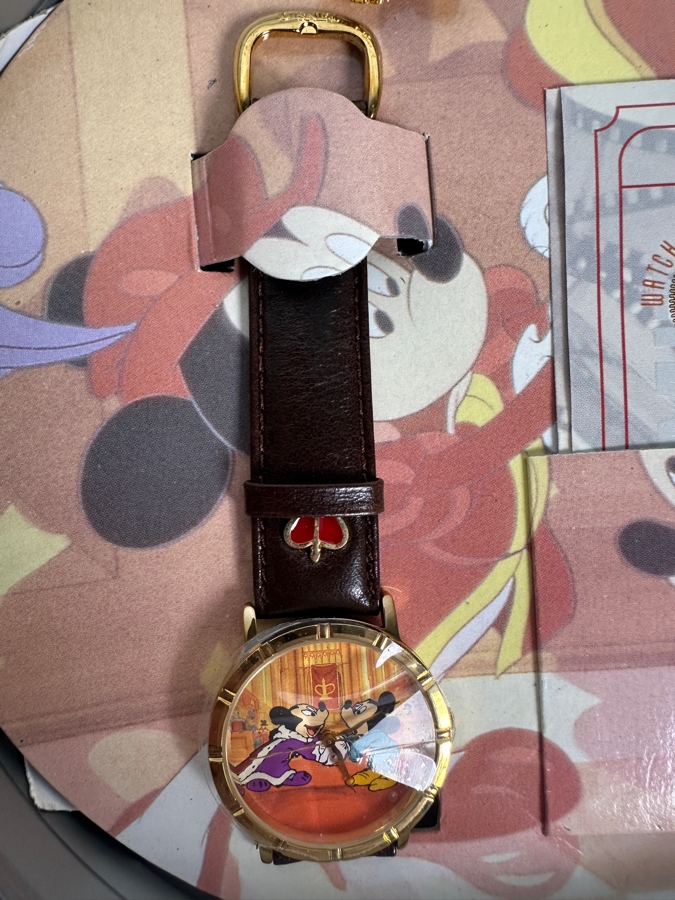 Disney The Prince And The Pauper Watch Collectors Club Series III Fossil Limited Edition Watch And Pin Set With Film Reel Tin [Photo 3]