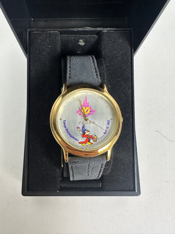 Disney Tokyo Disneyland 10th Anniversary Mickey Mouse Fantasia Magical Watch With Commemorative Display Box [Photo 2]