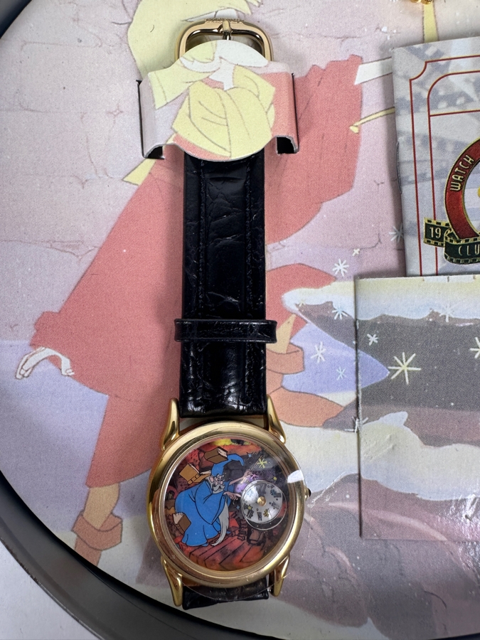 Disney The Sword In The Stone Watch Collectors Club Series III Fossil Limited Edition Watch And Pin Set With Film Reel Tin [Photo 3]