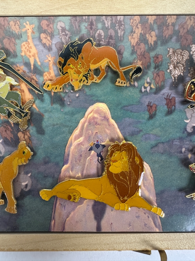 Disney The Lion King Commemorative Limited Edition Seven Piece Pin Set With Wooden Display Case [Photo 3]