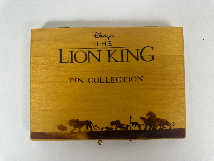 Disney The Lion King Commemorative Limited Edition Seven Piece Pin Set With Wooden Display Case [Photo 5]