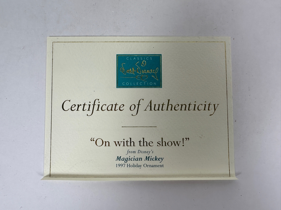 Disney Classics Walt Disney Collection Limited Edition Holiday Ornament Set Featuring Winnie The Pooh Magician Mickey And Dumbo With Certificates Of Authenticity [Photo 5]