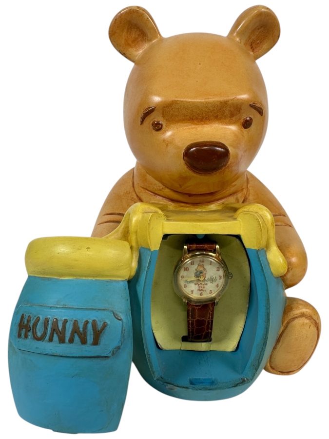 Disney Winnie The Pooh Limited Edition 5,000 Fossil Watch With Figural Hunny Pot Display Case