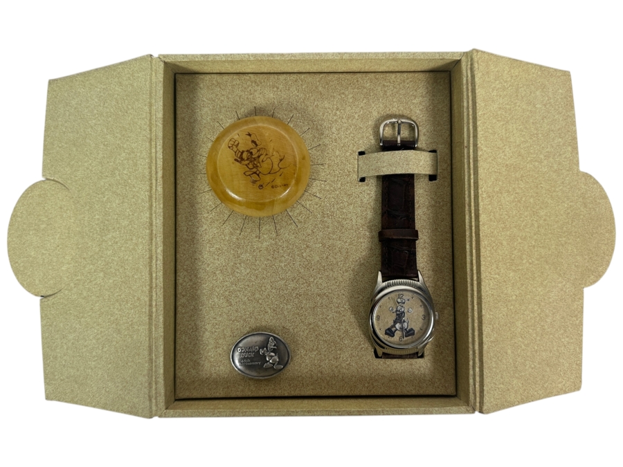 Disney Donald Duck 60th Anniversary Limited Edition Fossil Watch Set With Original Box And Commemorative Pin