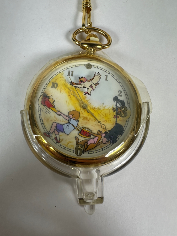Disney Winnie The Pooh Limited Edition Fossil Pocket Watch With Figural Hunny Pot Display Case [Photo 3]