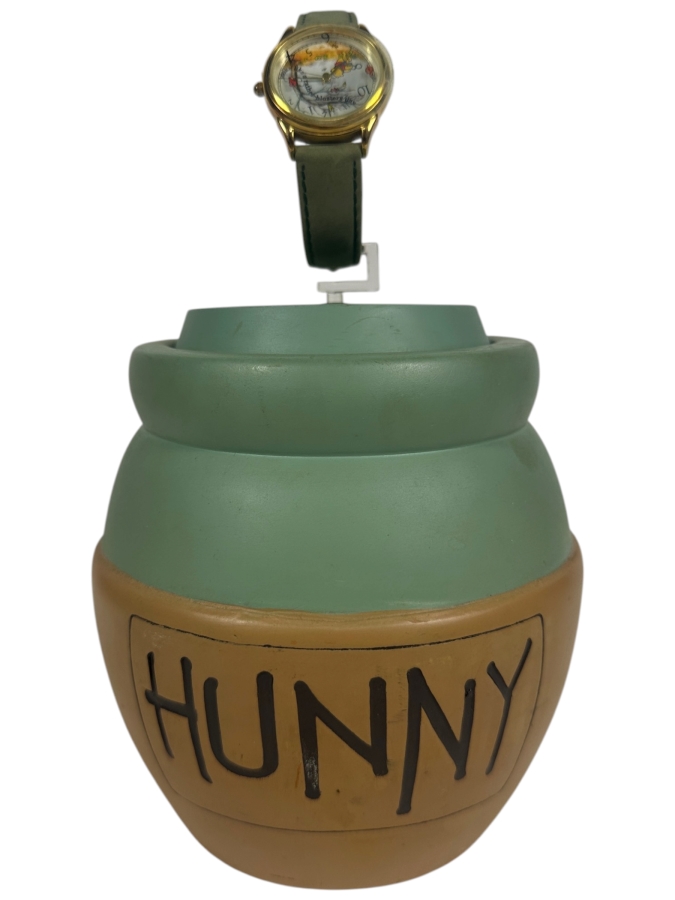 Disney Winnie The Pooh And The Blustery Day Watch Collectors Club Series VI Fossil Limited Edition Watch With Green Ceramic Hunny Pot Display Case