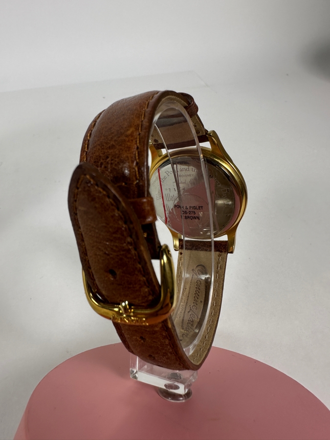 Disney Winnie The Pooh Happy Wind-Sday Watch Collectors Club Series VI Fossil Limited Edition Watch With Pink Ceramic Hunny Pot Display Case [Photo 3]