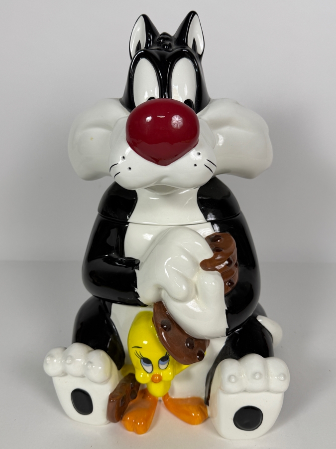 Just Added - Vintage 1997 Warner Bros. Looney Tunes Ceramic Cookie Jar Featuring Sylvester The Cat And Tweety Bird 13.5'H [Photo 2]