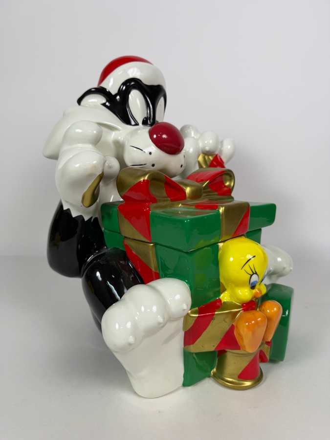Just Added - Vintage 1998 Warner Bros. Looney Tunes Ceramic Cookie Jar Featuring Sylvester The Cat And Tweety Bird 13'H [Photo 6]