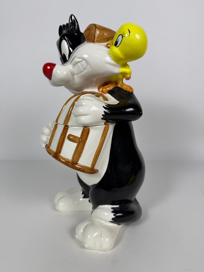 Just Added - Vintage 1993 Warner Bros. Looney Tunes Ceramic Cookie Jar Featuring Sylvester The Cat And Tweety Bird 12.5'H [Photo 2]