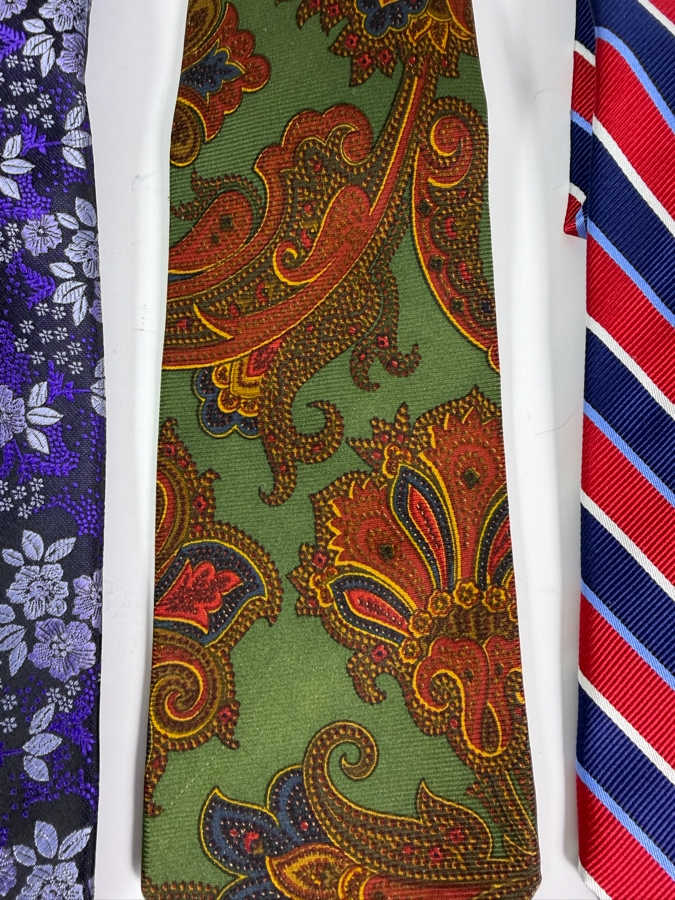 Just Added - (5) Men's Silk Ties [Photo 4]