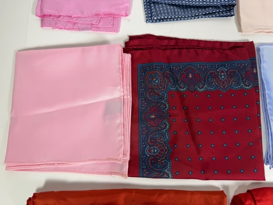 Just Added - Collection Of (13) Men's Handkerchiefs [Photo 5]