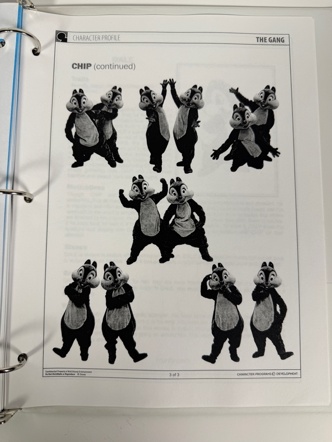 Just Added - Disney Entertainment Productions Character / Imaging Department JOI Character Training Manual Binder [Photo 9]