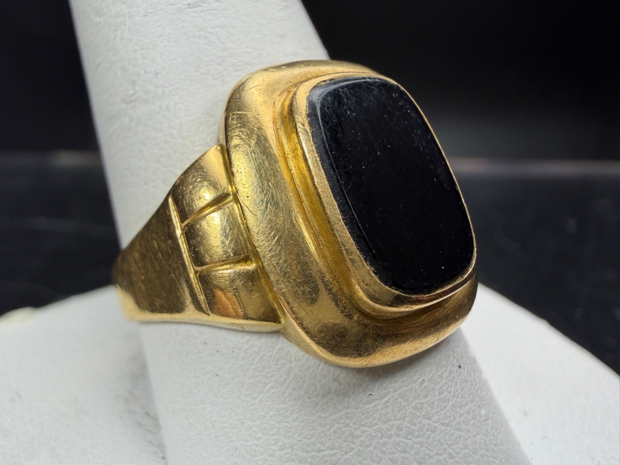 18k Gold Swedish Ring Featuring A Rectangular Black Onyx Gemstone Size 11 4.7g [Photo 3]